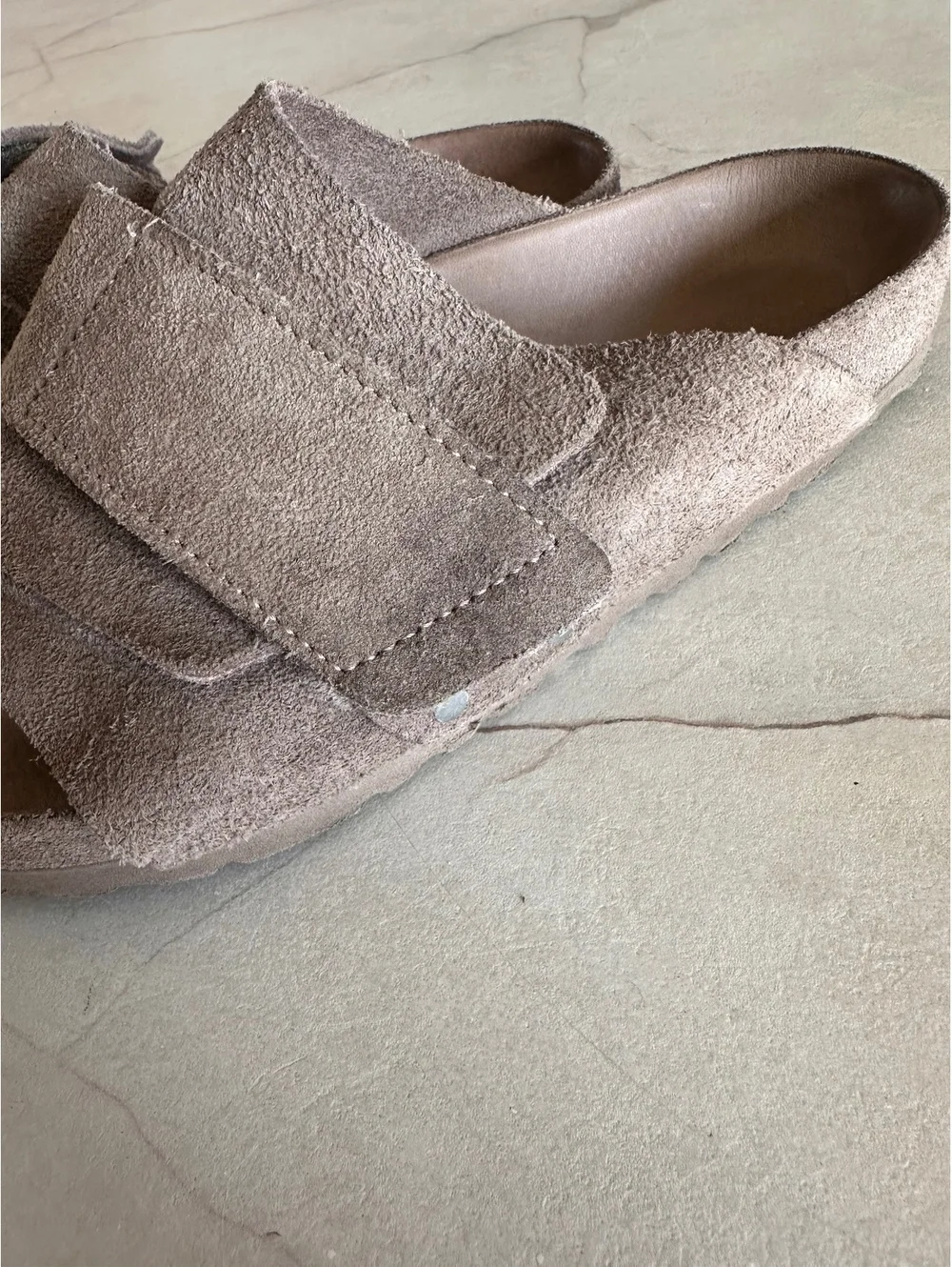 Birkenstock Kyoto Suede Leather Sandals in Gray Taupe Women’s size 39 8-8.5